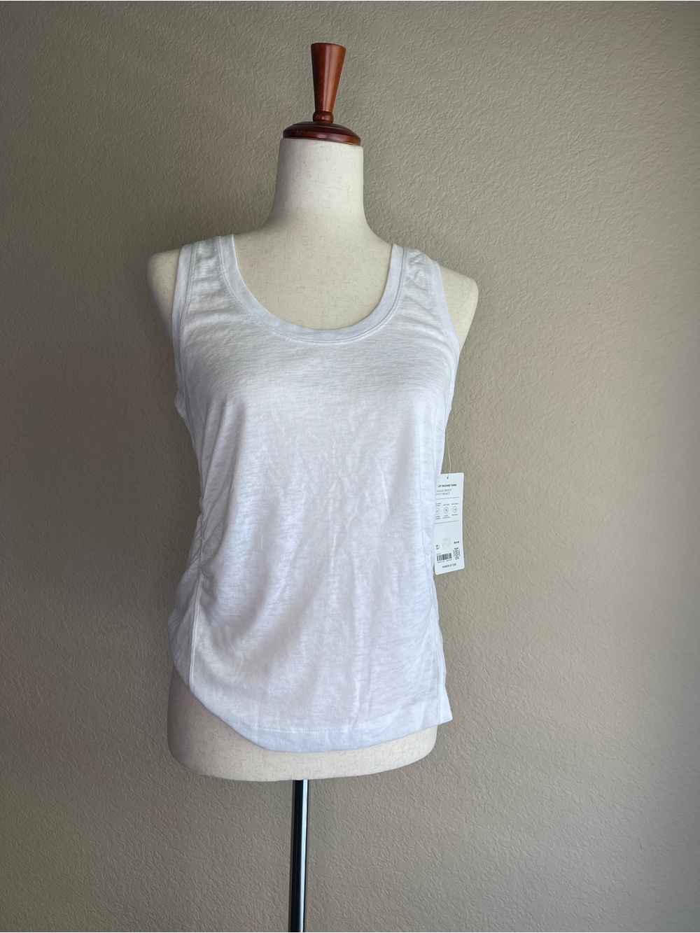 Athleta NWT Breezy Ruched Tank